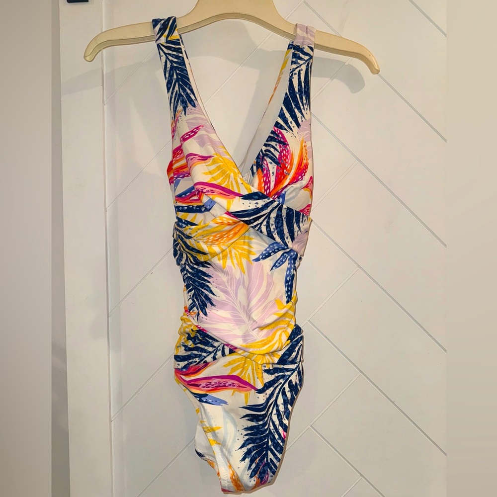 CALIA tropical Floral one piece swimsuit high support seamed sculpt watercolor 8 - Picture 5 of 5
